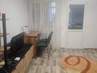 APARTAMENT 1 CAMERA, TATARASI, ETAJ INTERMEDIAR,BLOC FARA RISC