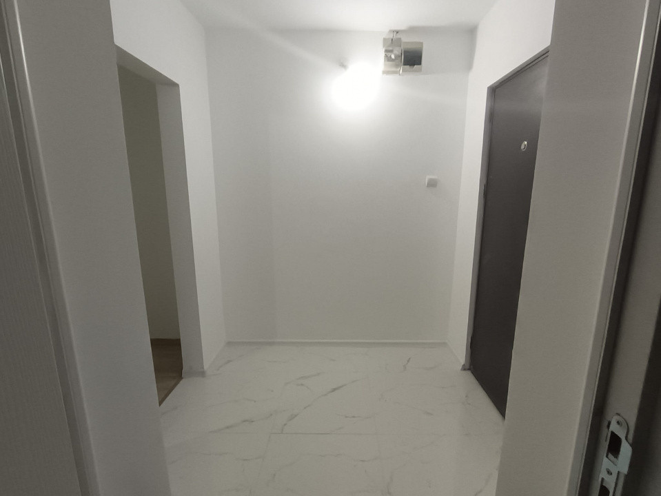 APARTAMENT 2 CAMERE, RENOVAT RECENT, BLOC FARA RISC, MIRCEA CEL BATRAN