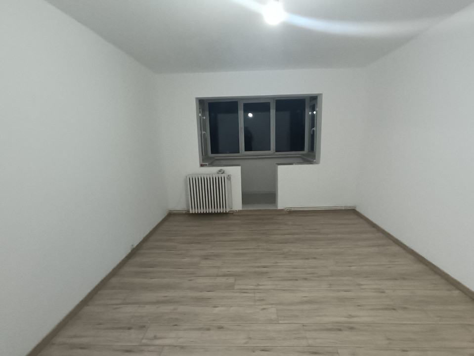 APARTAMENT 2 CAMERE, RENOVAT RECENT, BLOC FARA RISC, MIRCEA CEL BATRAN