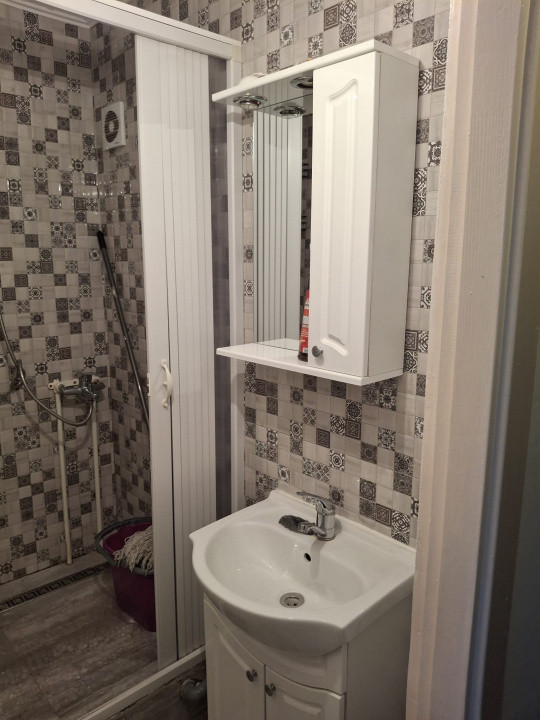 GARSONIERA, 17 M.P, ZONA PODU ROS-TESATURA, MOBILATA SI UTILATA