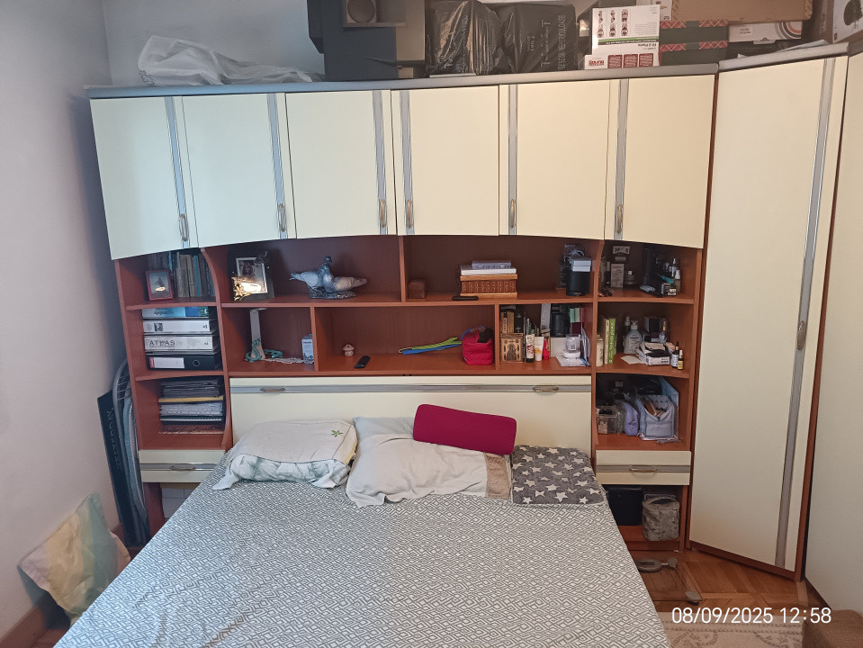 APARTAMENT 3 CAMERE, SEMIDECOMANDAT, PODU ROS, BLOC FARA RISC