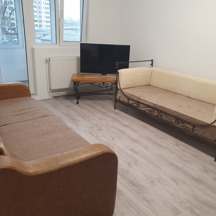 Apartament 2 camere, Tătărași , orientare sudică, etaj 2