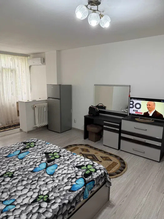 APARTAMENT 1 CAMERA, ETAJ INTERMEDIAR,TATARASI,ZONA LINISTITA