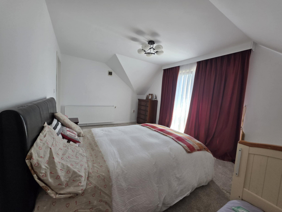 Casa  moderna mobilata cu beci 165mp +3000mp teren Cotnari