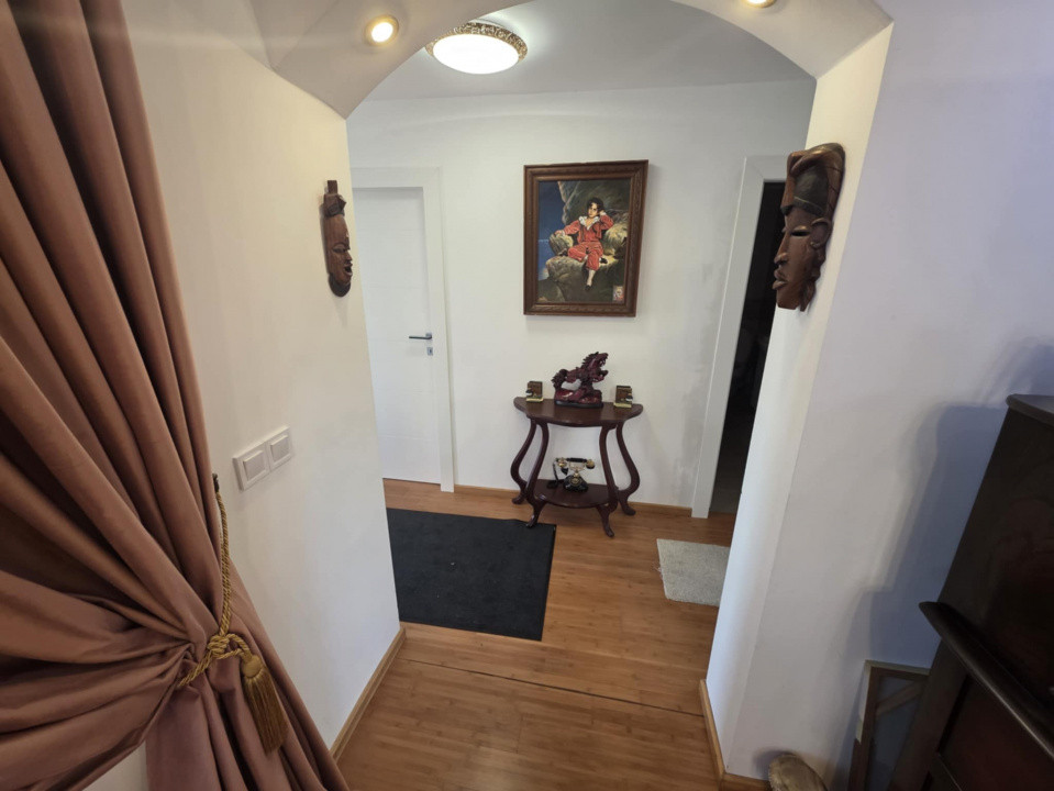 Casa  moderna mobilata cu beci 165mp +3000mp teren Cotnari