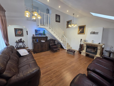 Casa  moderna mobilata cu beci 165mp +3000mp teren Cotnari