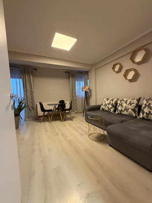 APARTAMENT 2 CAMERE, DECOMANDAT, MOBILAT SI UTILAT, 56 MP, REDIU