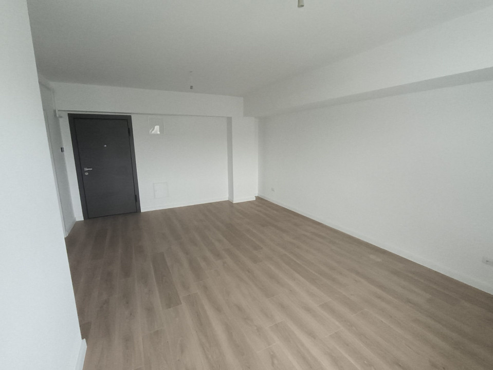 APARTAMENT 1 CAMERA, DECOMANDAT, BLOC NOU, INTABULAT