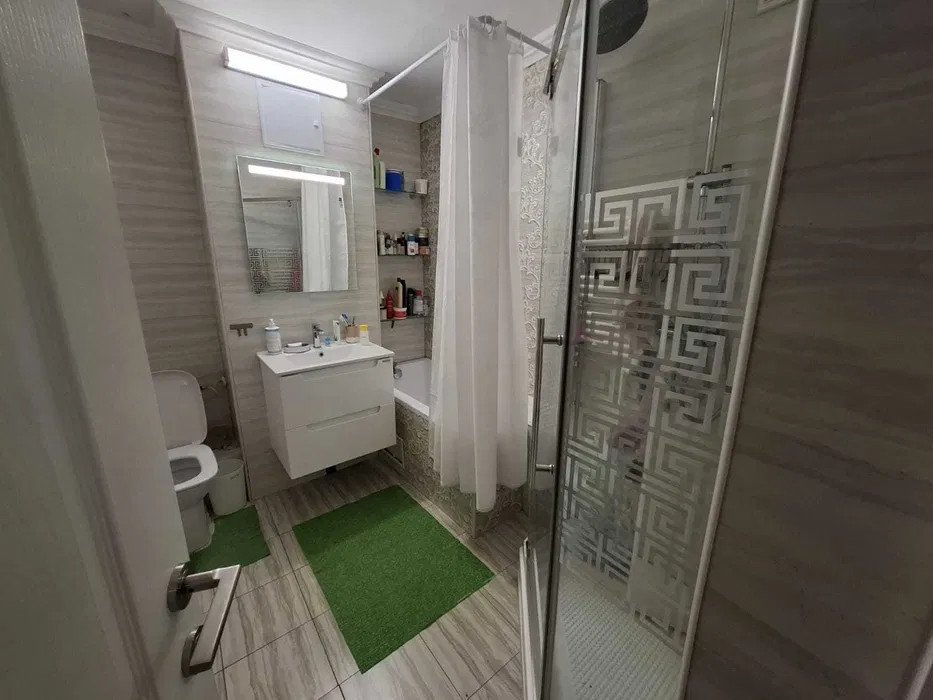 APARTAMENT 3 CAMERE, DECOMANDAT, ETAJ INTERMEDIAR,APROAPE DE IULIUS MALL