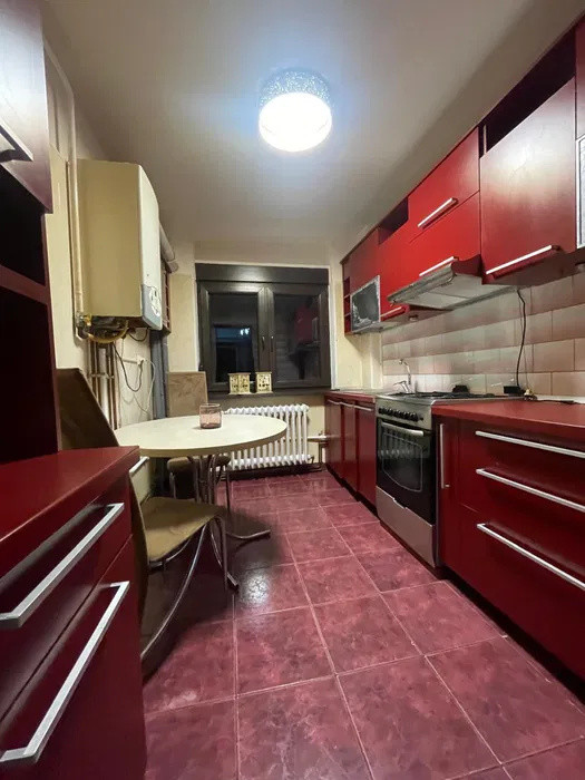 APARTAMENT 3 CAMERE DECOMANDAT, PODU ROS CANTEMIR, ETAJUL 1