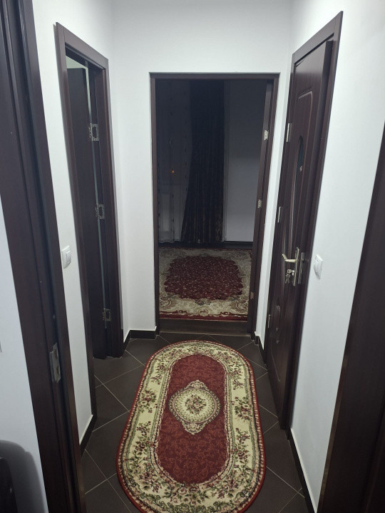 APARTAMENT 2 CAMERE, SEMIDECOMANDAT, MOBILAT SI UTILAT, ET.3/4, PODU ROS