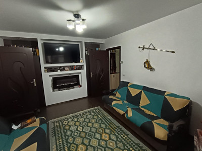 APARTAMENT 2 CAMERE, MOBILAT SI UTILAT, ET.3/4, PODU ROS, RENOVAT RECENT