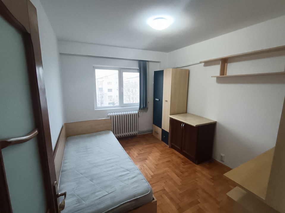 APARTAMENT 3 CAMERE, DECOMANDAT, ETAJ 4 DIN 5, CANTA, MOBILAT SI UTILAT, 1983