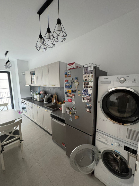 APARTAMENT 3 CAMERE DECOMANDAT, LUX, LUMINA, LOCATIE, PARCARE SUBTERANA INCLUSA