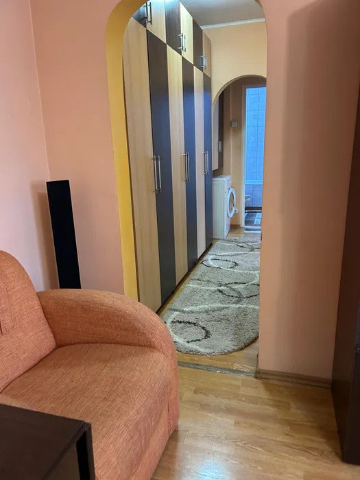 APARTAMENT 3 CAMERE, SEMIDECOMANDAT, MOBILAT SI UTILAT, DACIA, ZONA LIDL