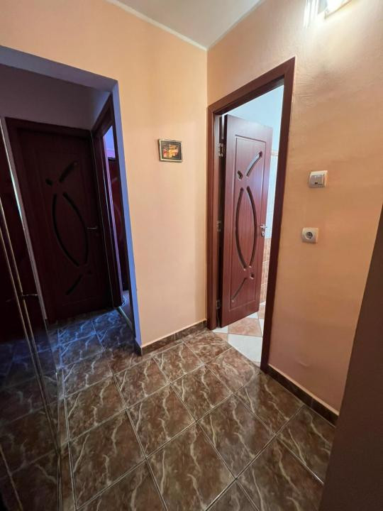 Apartament 2 camere decomandat Gara - BRD