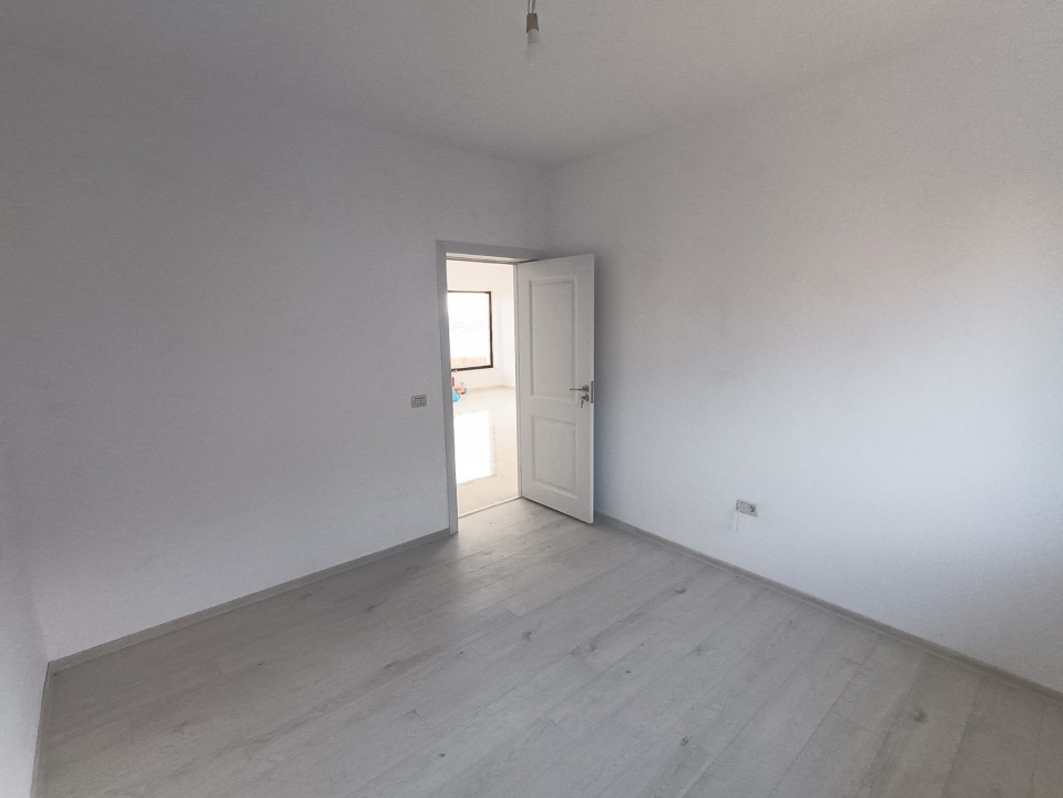 CASA SINGLE DEOSEBITA 4 CAMERE,VALEA LUPULUI ,IASI