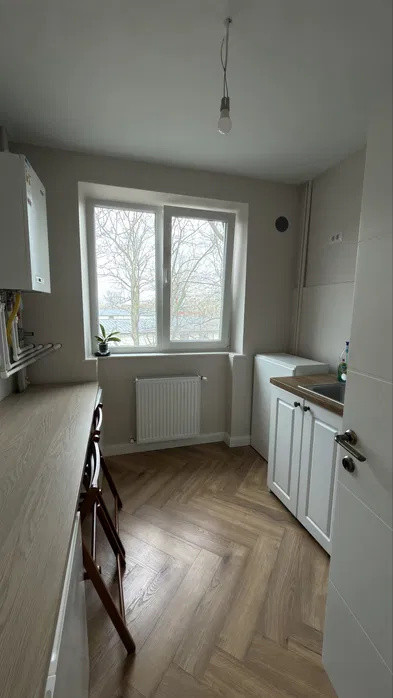 APARTAMENT 3 CAMERE, MOBILAT SI UTILAT, SUPER COPOU, RENOVAT 2025, TOTUL NOU