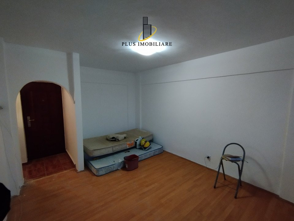 Apartament 1 camera decomandat Pacurari -Alpha Bank- Scoala Elena Cuza