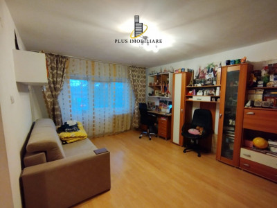 Apartament 1 camera decomandat 42 mp utili Pacurari-OMV