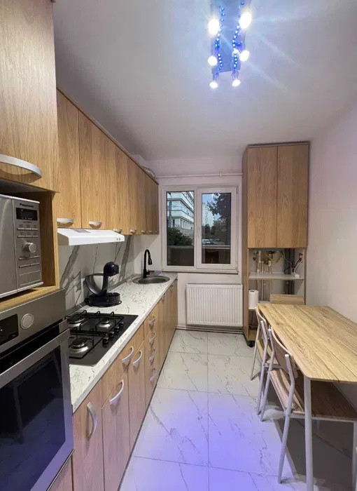 APARTAMENT 2 CAMERE, ETAJ 1, PODU ROS