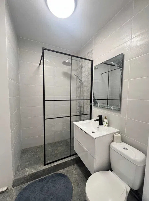 APARTAMENT 2 CAMERE, ETAJ 1, PODU ROS