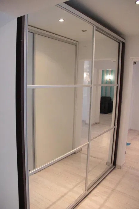 APARTAMENT 3 CAMERE DECOMANDAT, ETAJUL  1, PALAS, MOBILAT SI UTILAT