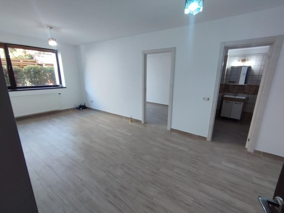 Spatiu 45mp din 2 birouri Centru Independentei UMF 