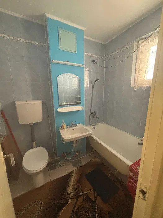 Apartament 2 camere decomandat – etaj 1 – aproape de Palas