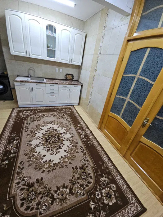 APARTAMENT CU 3 CAMERE SEMICENTRAL, 80 MP, DECOMANDAT, PARCARE PRIVATA INCLUSA 