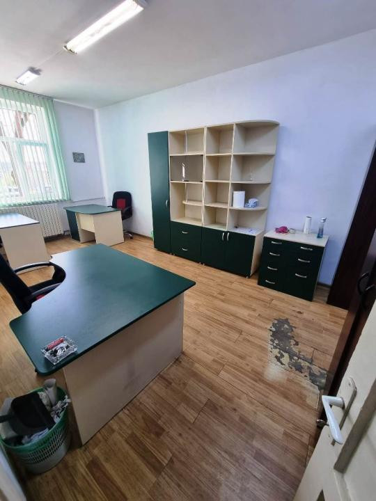 Apt / spațiu comercial –semicentral,aproape de  Biblioteca Centrala Universitara