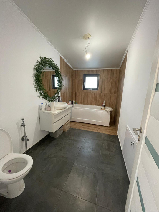 CASA IDIVIDUALA, MOBILATA SI UTILATA PARTIAL, 120 MP , REDIU, NEGOCIABIL