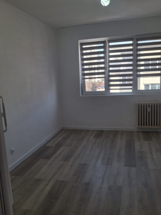 Garsoniera 21 mp, complet renovata -zona Jumbo