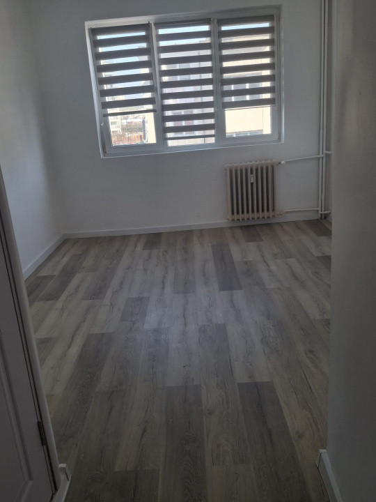 Garsoniera 21 mp, complet renovata -zona Jumbo