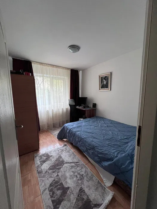 APARTAMENT 2 CAMERE, SEMIDECOMANDAT, BLOC FARA RISC