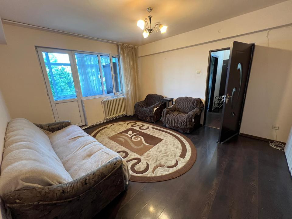 Apartament 2 camere etaj 2 Cantemir - Gara Nicolina