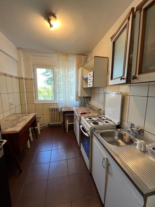 Apartament 2 camere etaj 2 Cantemir - Gara Nicolina