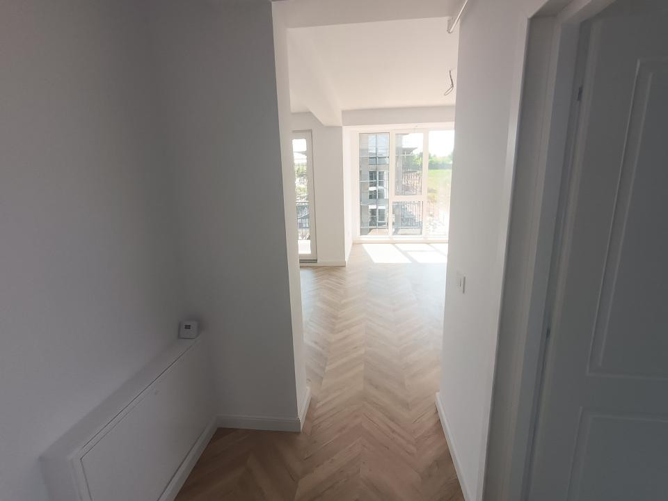 Apt. 3 camere,terasă panoramică ,comision zero,intabulat, loc de parcare inclus