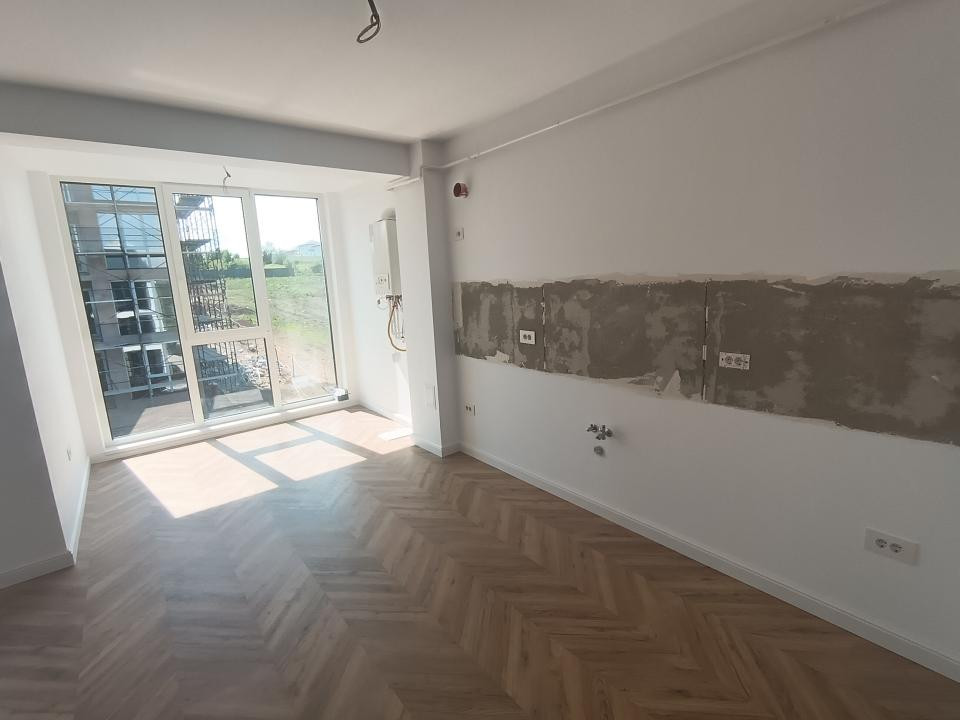 Apt. 3 camere,terasă panoramică ,comision zero,intabulat, loc de parcare inclus