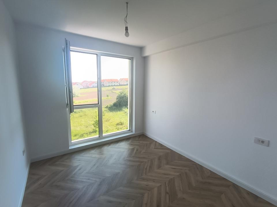Apt. 3 camere,terasă panoramică ,comision zero,intabulat, loc de parcare inclus