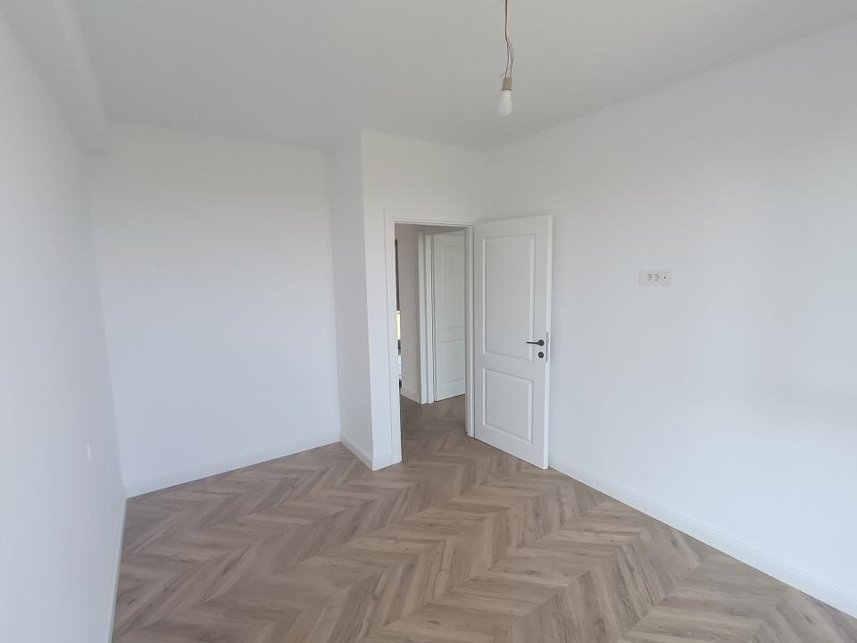 Apt. 3 camere,terasă panoramică ,comision zero,intabulat, loc de parcare inclus