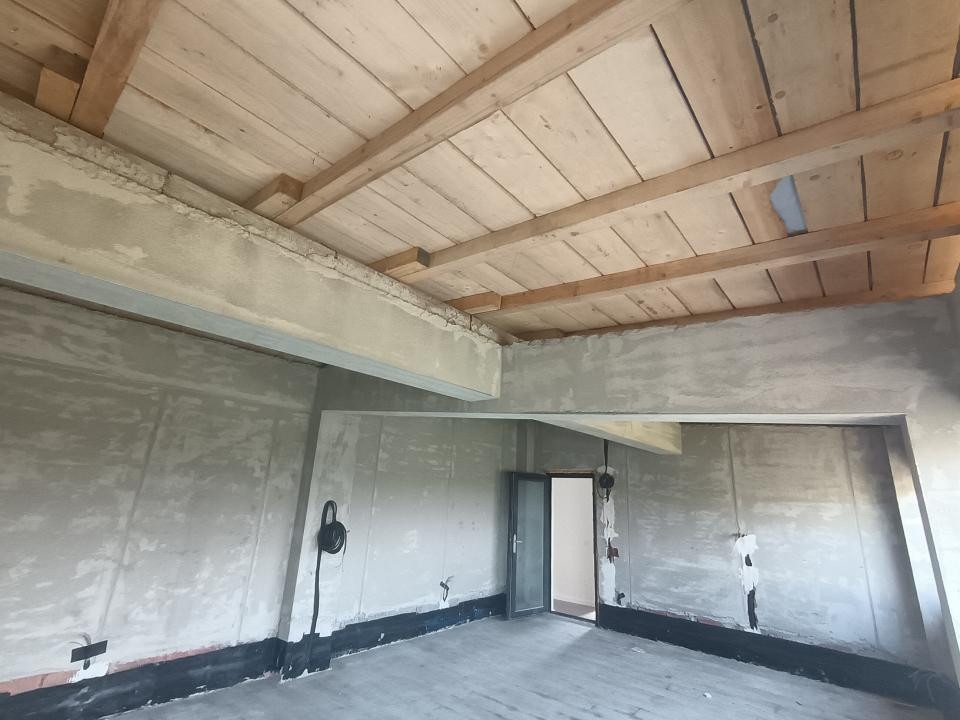 Apt premium 2 camere  58 mp  plus terasă de 38 mp acoperita , comision zero