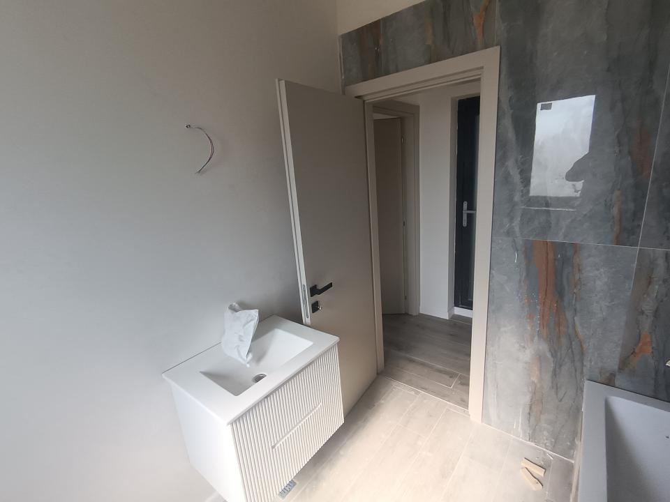 Apt premium 2 camere  58 mp  plus terasă de 38 mp acoperita , comision zero