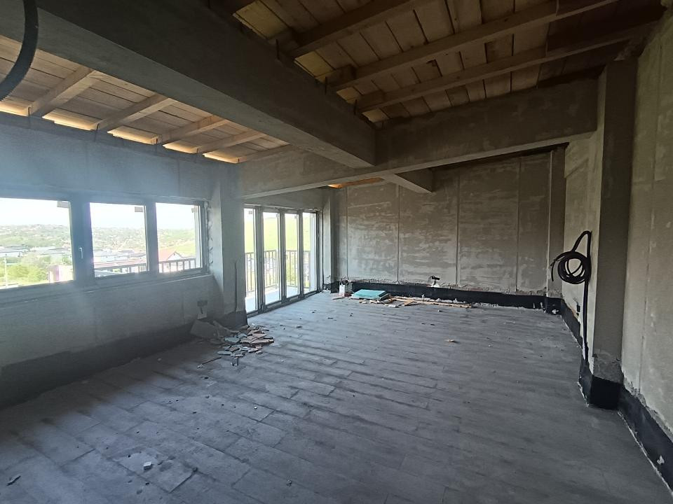 Apt premium 2 camere  58 mp  plus terasă de 38 mp acoperita , comision zero