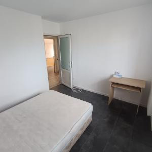 APARTAMENT 2 CAM, ALEXANDRU, MOBILAT SI UTILAT, LICEUL MIRON COSTIN