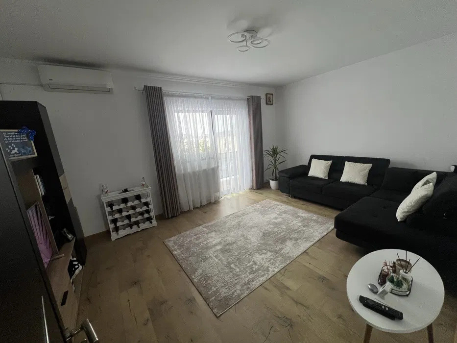 Apartament 2 camere decomandat + parcare | Lunca Cetățuii 