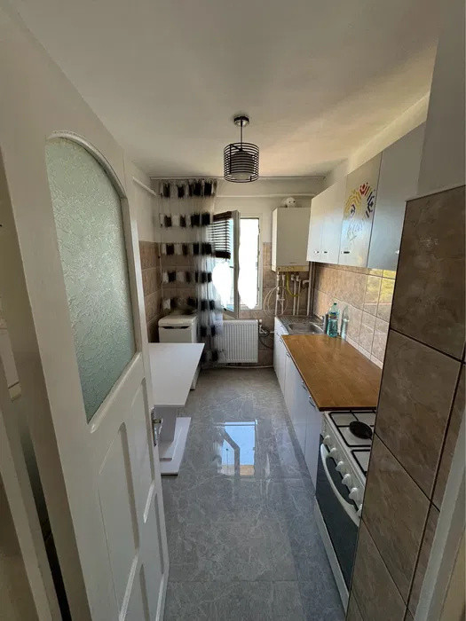 Apartament 50 mp, Podu Ros, fara risc seismic