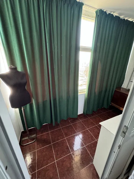 Apartament 50 mp, Podu Ros, fara risc seismic