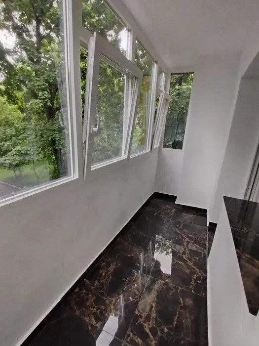 Apartament 3 camere decomandat, etaj 2, Tătărași 
