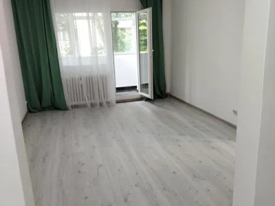 Apartament 3 camere decomandat, etaj 2, Tătărași 